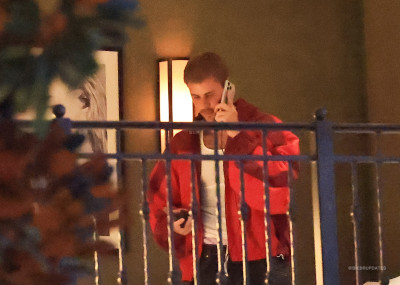30.09 | Justin Bieber foi visto no The Maybourne em Beverly Hills, Califórnia.