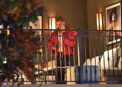 30.09 | Justin Bieber foi visto no The Maybourne em Beverly Hills, Califórnia.