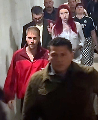 30.09 | Justin Bieber chegando à igreja em Beverly Hills, CA.