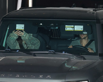 05.10 | Justin Bieber e Hailey Bieber chegando a um cinema em Los Angeles
