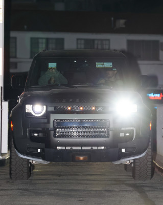 05.10 | Justin Bieber e Hailey Bieber chegando a um cinema em Los Angeles