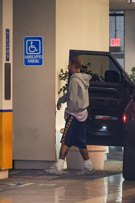 30.09 | Justin Bieber a caminho do spa em Los Angeles