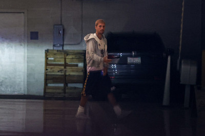 30.09 | Justin Bieber a caminho do spa em Los Angeles