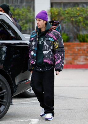 15.01 | Aparição de Justin e Hailey Bieber em Los Angeles, Califórnia
