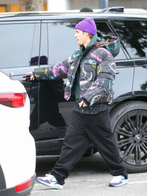 15.01 | Aparição de Justin e Hailey Bieber em Los Angeles, Califórnia