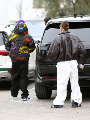 15.01 | Aparição de Justin e Hailey Bieber em Los Angeles, Califórnia