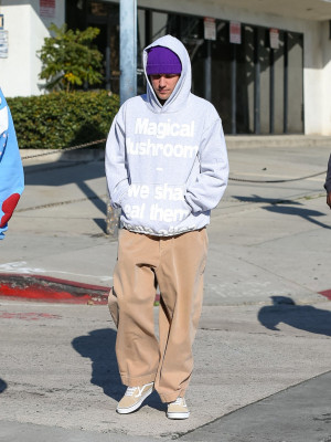 19.01 | Aparição de Justin e Hailey Bieber em Los Angeles, Califórnia