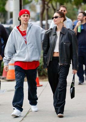 07.01 | Aparição de Justin e Hailey Bieber em Los Angeles, Califórnia